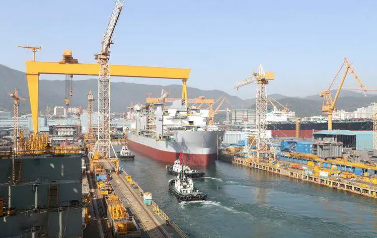 海域碼頭、散貨船跟蹤監(jiān)測(cè)攝像頭起到的作用